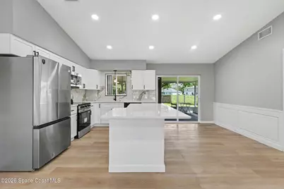 801 Kecherburg Road SW, Palm Bay, FL 32908 - Photo 8