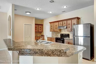 772 Del Mar Circle, Melbourne, FL 32904 - Photo 8