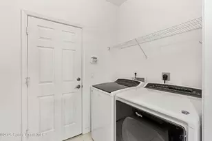 571 Gardendale Cir SE, Palm Bay, FL 32909 - Photo 16