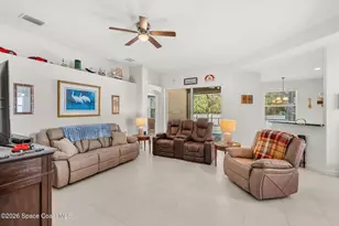 571 Gardendale Cir SE, Palm Bay, FL 32909 - Photo 10