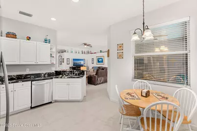 571 Gardendale Circle SE, Palm Bay, FL 32909 - Photo 16