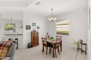 571 Gardendale Cir SE, Palm Bay, FL 32909 - Photo 8