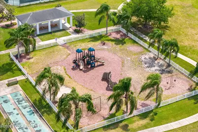 571 Gardendale Circle SE, Palm Bay, FL 32909 - Photo 4