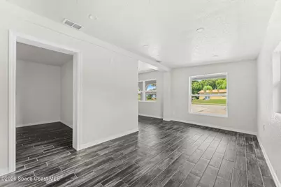 714 S Georgia Avenue, Cocoa, FL 32922 - Photo 6
