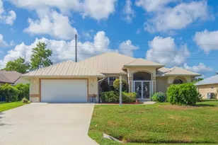 488 Arbor St, Sebastian, FL 32958 - Photo 1