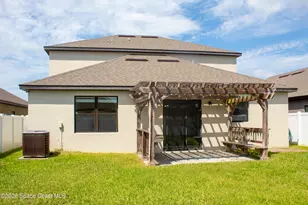 1061 Peta Wy, Melbourne, FL 32940 - Photo 8