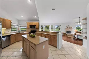 569 Spring Lake Dr, Melbourne, FL 32940 - Photo 26