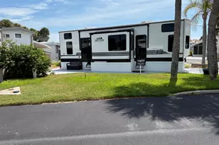 556 Pier Ln, Melbourne Beach, FL 32951 - Photo 2