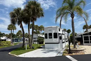 556 Pier Ln, Melbourne Beach, FL 32951 - Photo 4
