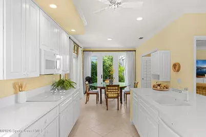 625 Riomar Drive, Vero Beach, FL 32963 - Photo 6