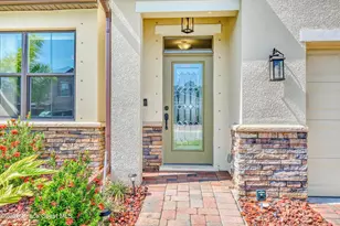 1124 Musgrass Cir, West Melbourne, FL 32904 - Photo 2