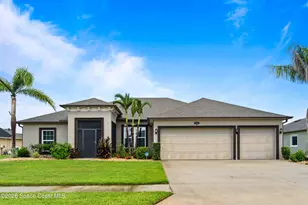 719 Lyndall Ln, Palm Bay, FL 32905 - Photo 8