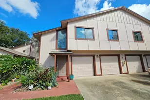 5 Fairway Dr, Cocoa Beach, FL 32931 - Photo 2