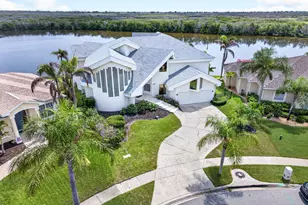 1923 Sykes Creek Dr, Merritt Island, FL 32953 - Photo 4