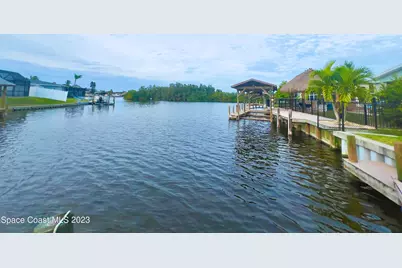 380 Diana Boulevard, Merritt Island, FL 32953 - Photo 2