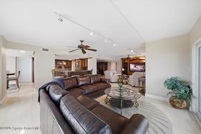 989 N Highway A1A #6, Indialantic, FL 32903 - Photo 18