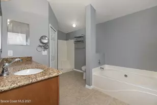 470 Wickham Lakes Dr, Melbourne, FL 32940 - Photo 10