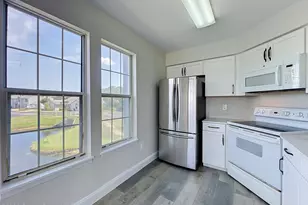 4680 Lake Waterford Way, Melbourne, FL 32901 - Photo 16