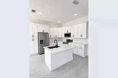 1681 Welland Street SE, Satellite Beach, FL 32937 - Photo 4