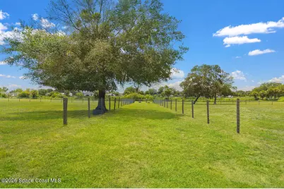 3560 Pennsylvania Avenue N, Mims, FL 32754 - Photo 12