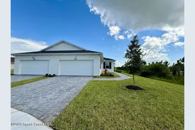 2488 Cyan Place NW, Palm Bay, FL 32907 - Photo 2