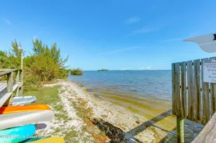 1115 Wren Cir, Barefoot Bay, FL 32976 - Photo 36