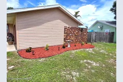 1405 Dolphin Avenue, Merritt Island, FL 32952 - Photo 4