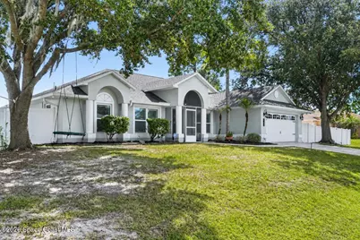 564 Hammond Street SW, Palm Bay, FL 32908 - Photo 2