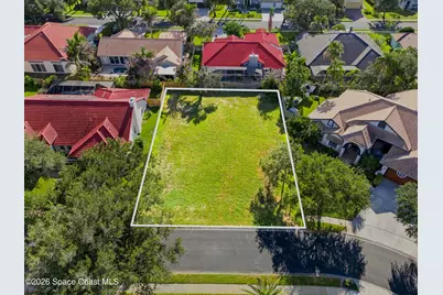 565 Newport Drive, Indialantic, FL 32903 - Photo 2