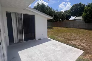 2407 Lakeview Dr, Melbourne, FL 32935 - Photo 14