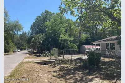 1341 SE 24th Avenue, Gainesville, FL 32653 - Photo 6