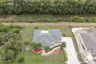 274 Lagoon Street SW, Palm Bay, FL 32908 - Photo 2