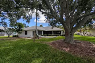 447 Lake Victoria Cir, Melbourne, FL 32940 - Photo 40