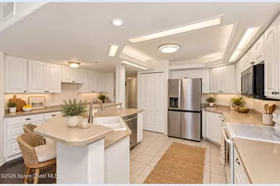 800 Del Rio Way #402, Merritt Island, FL 32953 - Photo 4