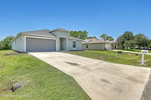 1836 Andover St NW, Palm Bay, FL 32907 - Photo 2