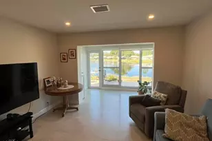 8777 Warwick Dr, Boca Raton, FL 33434 - Photo 8