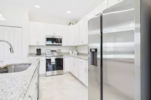 4358 Lago Vis Dr, Micco, FL 32976 - Photo 12
