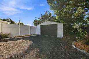 2405 Dolphin Rd, Titusville, FL 32780 - Photo 26