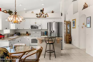 3672 Shawnee Ln, Melbourne, FL 32901 - Photo 12