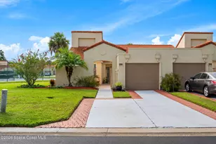 729 Green Valley Ln, Melbourne, FL 32940 - Photo 4