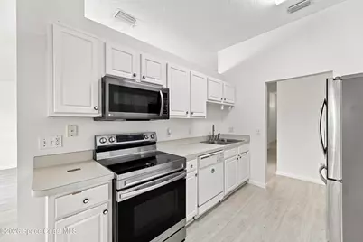 1381 Olde Bailey Lane, Melbourne, FL 32904 - Photo 18