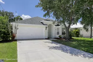 1381 Olde Bailey Ln, Melbourne, FL 32904 - Photo 1