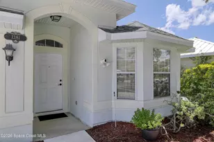 1381 Olde Bailey Ln, Melbourne, FL 32904 - Photo 2