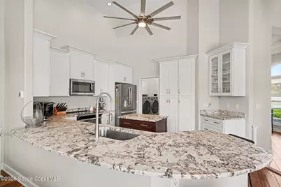 139 Cambridge Court, Indialantic, FL 32903 - Photo 2