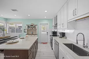 1841 Laurel St, Sarasota, FL 34232 - Photo 8
