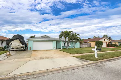 590 Coconut Street, Satellite Beach, FL 32937 - Photo 2