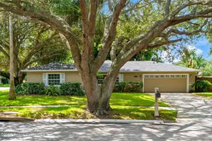1873 Nicklaus Dr, Melbourne, FL 32935 - Photo 2
