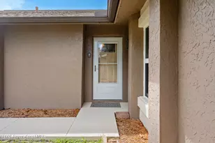 814 Campina Ave SE, Palm Bay, FL 32909 - Photo 2