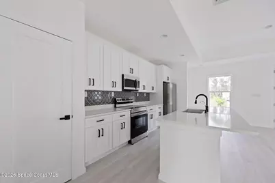 746 Harriet Avenue SW, Palm Bay, FL 32908 - Photo 10