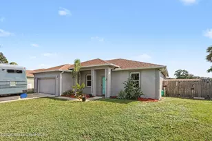 521 Borraclough Ave NW, Palm Bay, FL 32907 - Photo 2
